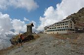 ESPERIENZA EMOZIONANTE L'ASCENSIONE AL BERNINA CON LA GUIDA ALPINA ROBY PIANTONI il 24 agosto 2009 - FOTOGALLERY